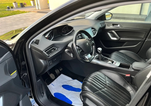 Peugeot 308 cena 45990 przebieg: 141000, rok produkcji 2017 z Turek małe 466